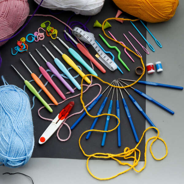 Bordado - Practical set of knitting props